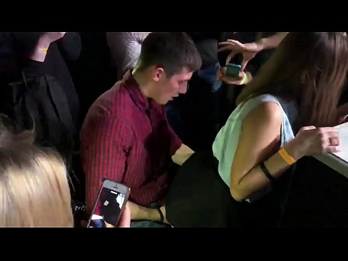 ❤️ Prawdziwy seks w rosyjskim klubie nocnym. 18-letnia rosyjska dziewczyna w odbycie i pochwie fucked w klubie nocnym ❌ Porn video at pl.xxxpornimages.ru ﹏